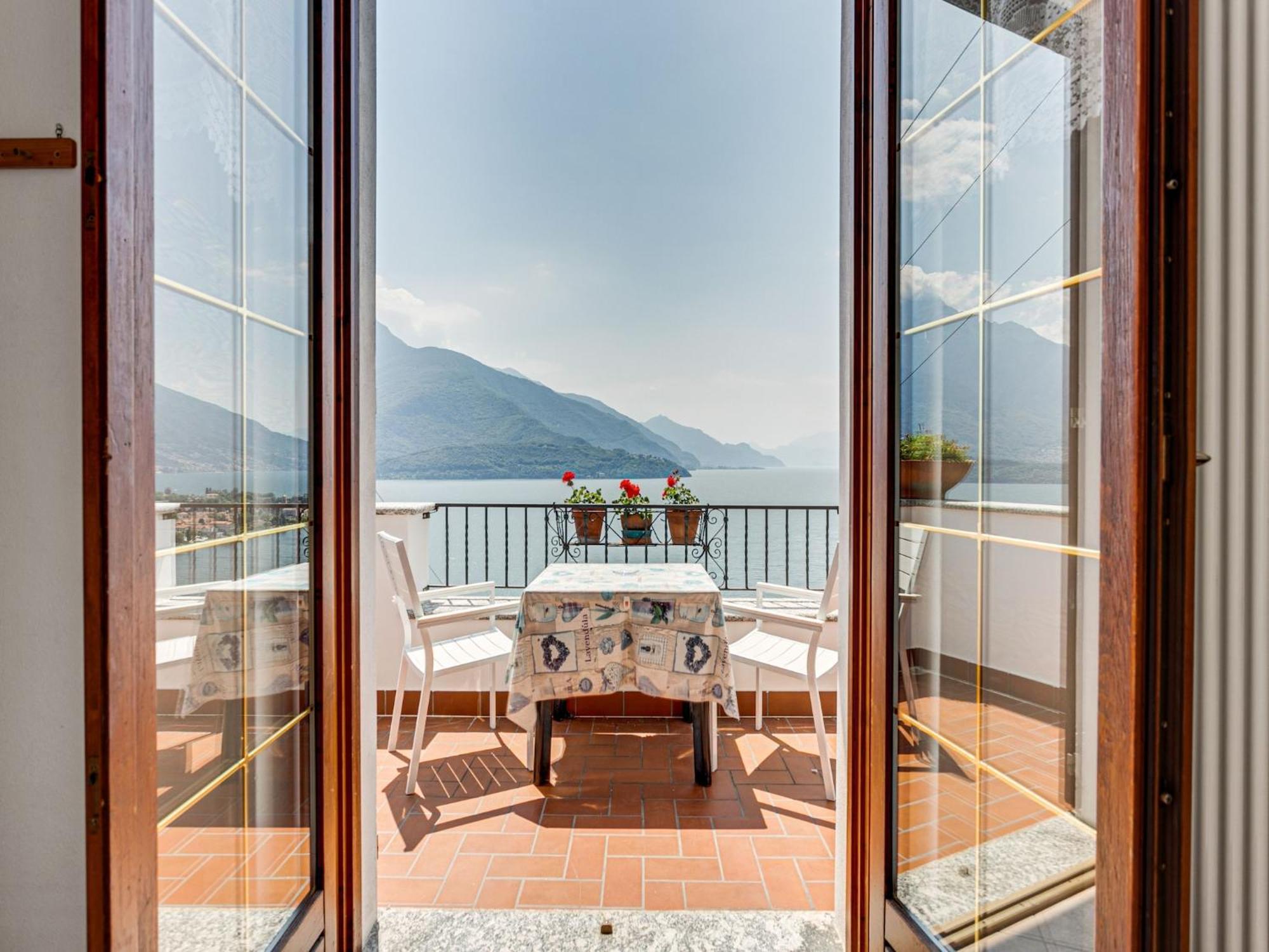 Wonderful Flat With Swimming Pool Lift And Garden Διαμέρισμα Gravedona Εξωτερικό φωτογραφία