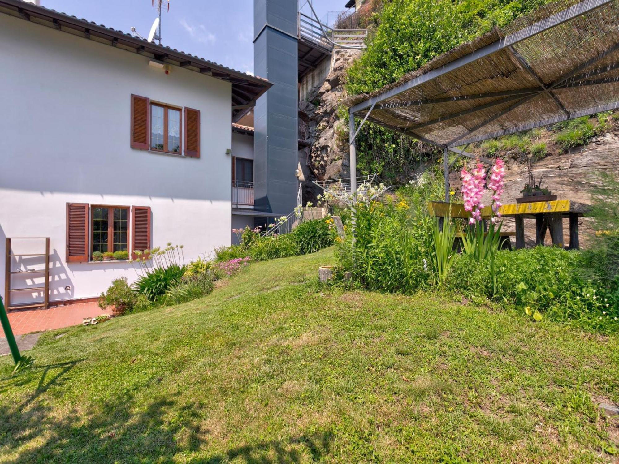 Wonderful Flat With Swimming Pool Lift And Garden Διαμέρισμα Gravedona Εξωτερικό φωτογραφία